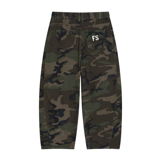 Men’s Camo Barrel Leg Cargo Pants